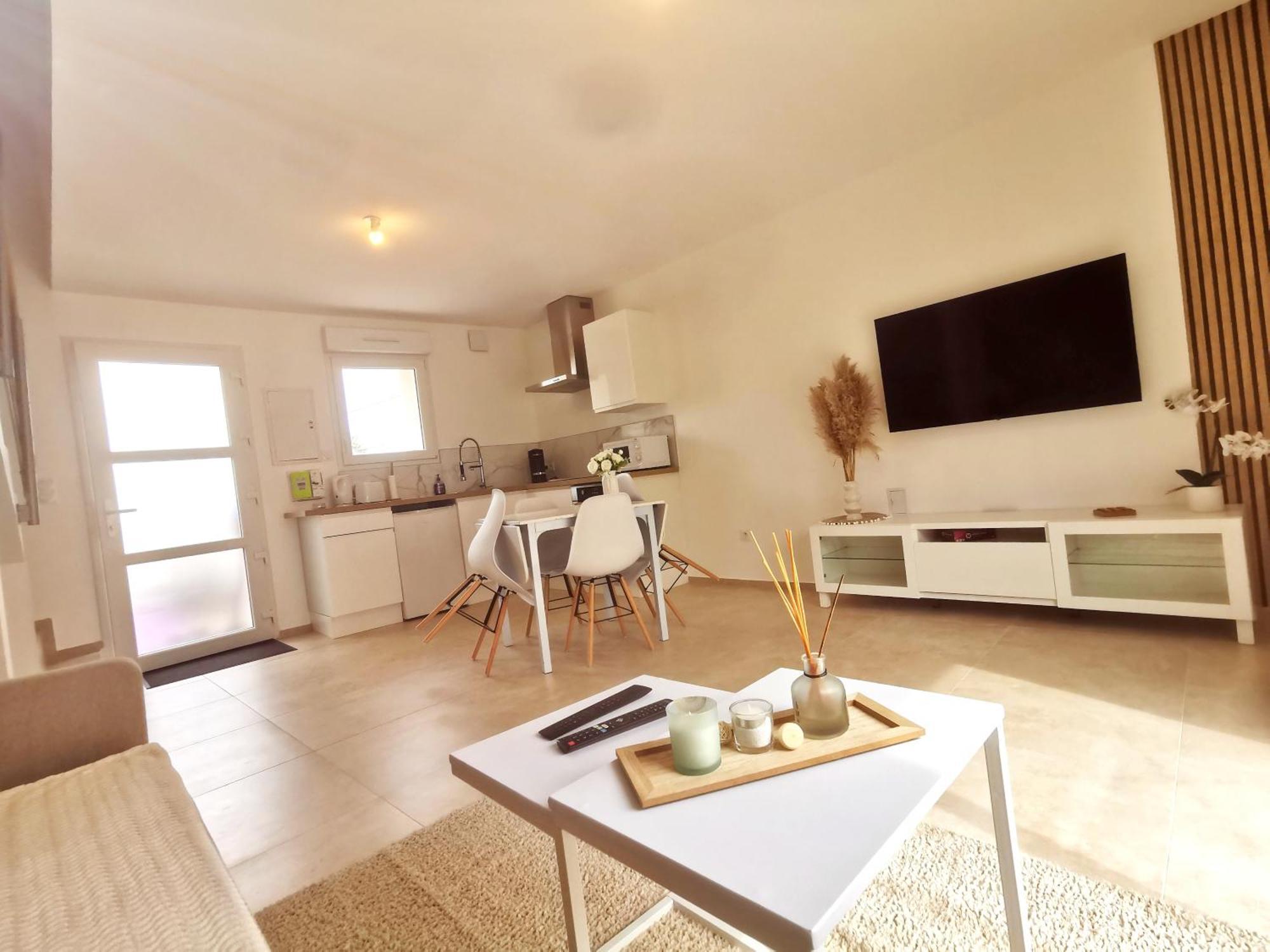 돌 Magnifique Duplex Neuf Parking Et Terrasse 아파트 외부 사진